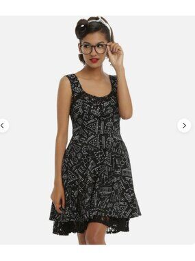Hot Topic Chemistry Lab Dress SM Small Medium Sleeveless Black Lace Up Fit Flare